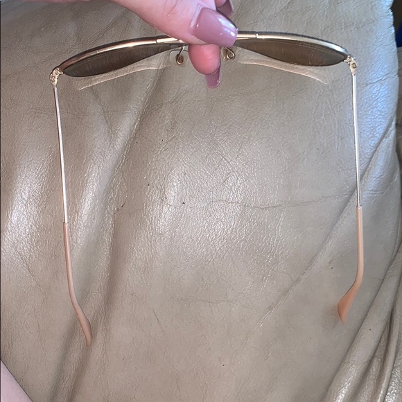 Ray Bans - Picture 4 of 7